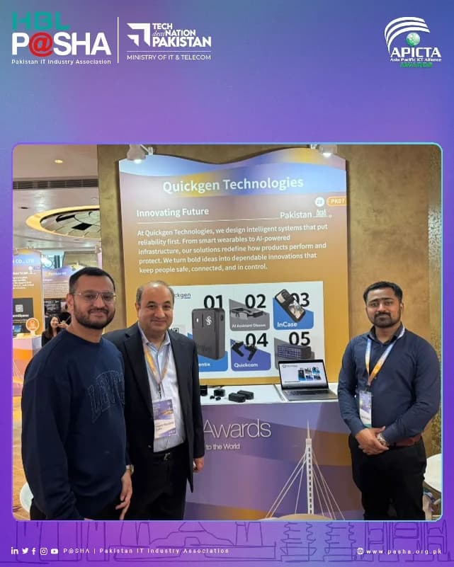 P@SHA Chairman Sajjad Mustafa Syed with Qalab Hassnain Agha and the Quickgen team at booth PK07, APICTA Awards 2025